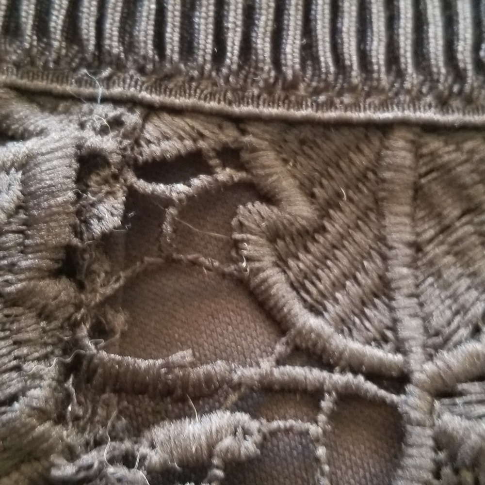 Haute  Monde Lace Skirt - Picture 7 of 8
